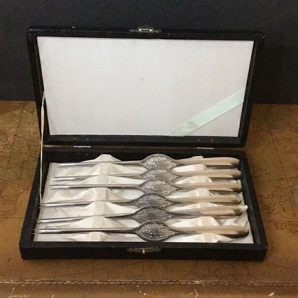 Set of six vintage lobster Forks/picks An original case stainless steel made in